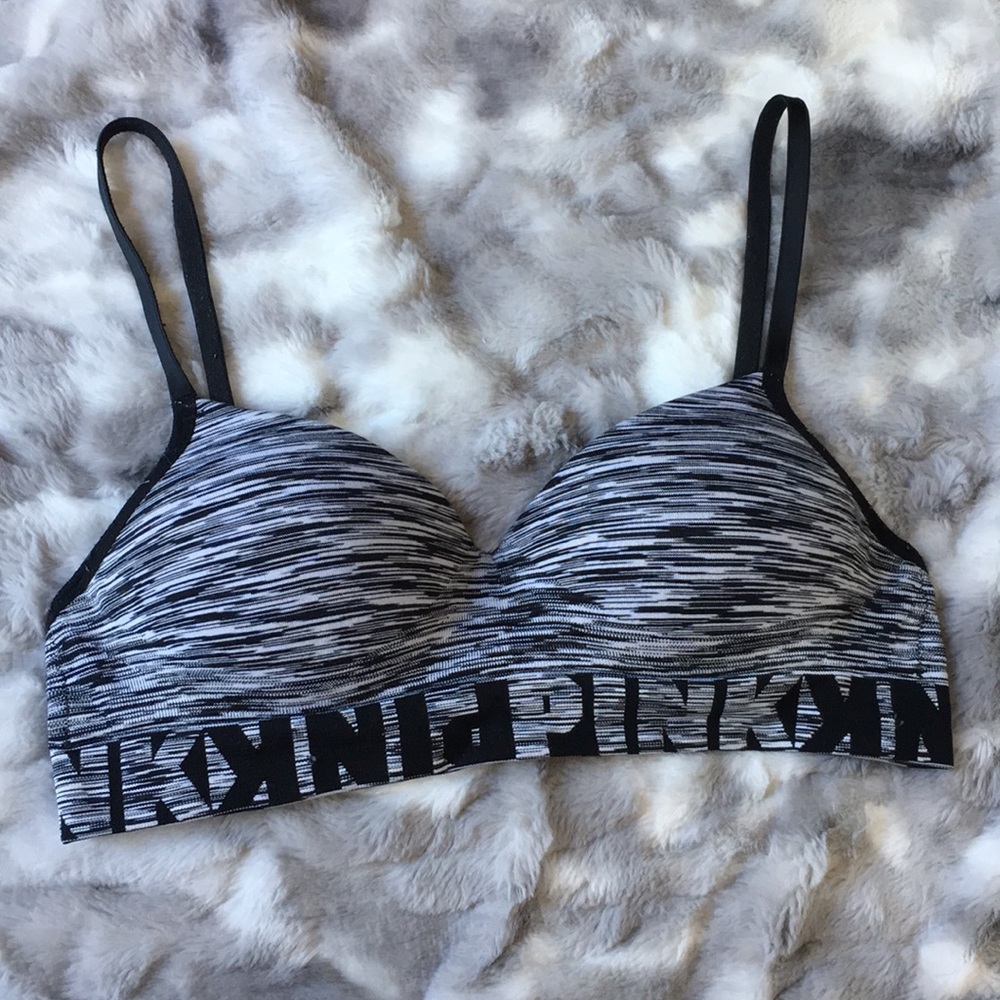 🎄 PINK Victoria Secrets Lightly Lined Bralette